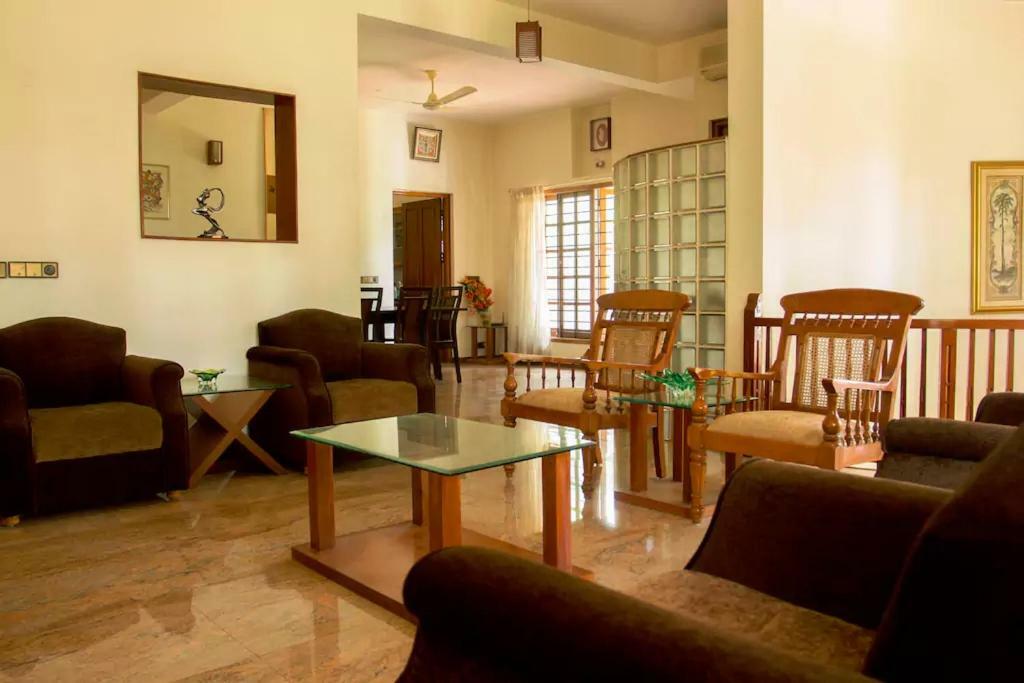 Villa Serena Bangalore Dış mekan fotoğraf